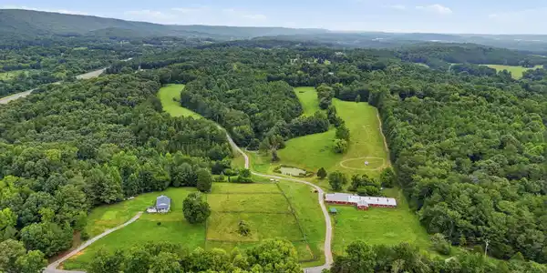 Image 2: 2-web-or-mls-003_DJI_20260727105619_0024