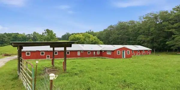 Image 3: 44-web-or-mls-048_DSC06267