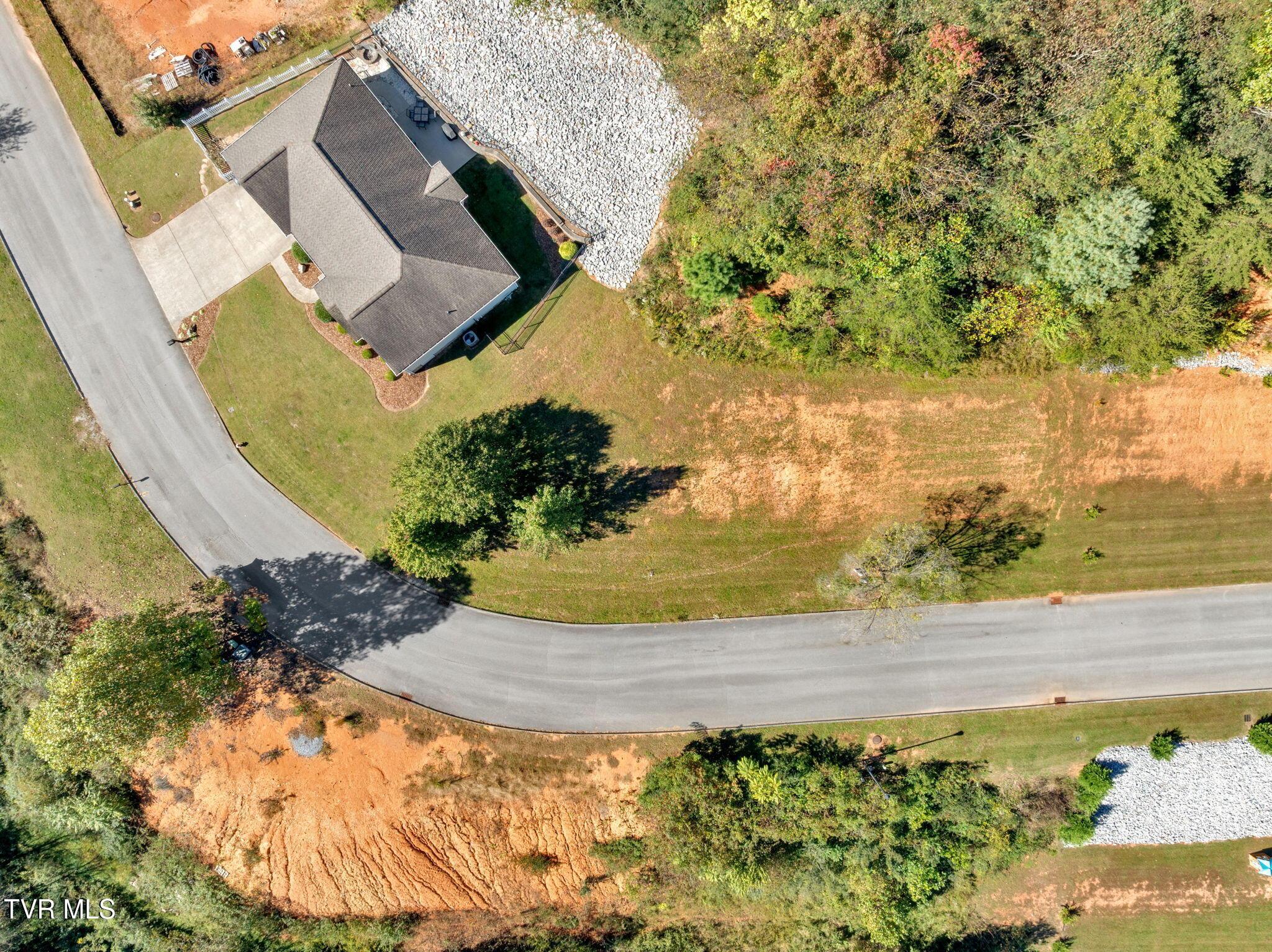Image 4: 8-web-or-mls-JH 20251014-007
