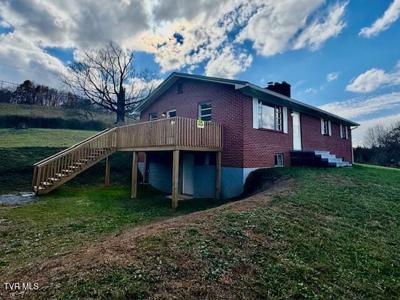 526 Blue Hollow Road