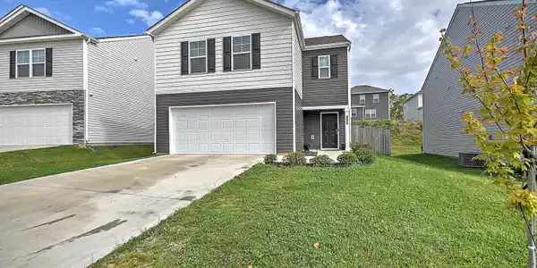 1228 Cherry Grove