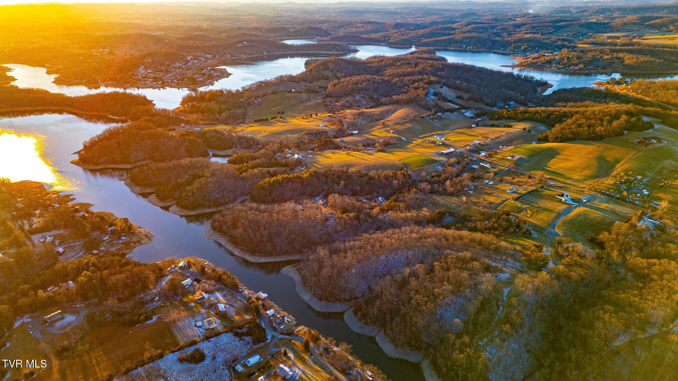 Image 3: sunset on Boone