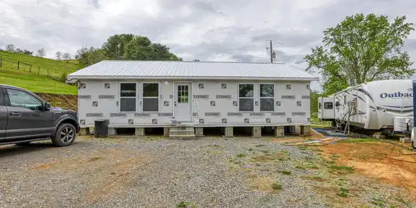 607 Okolona Road