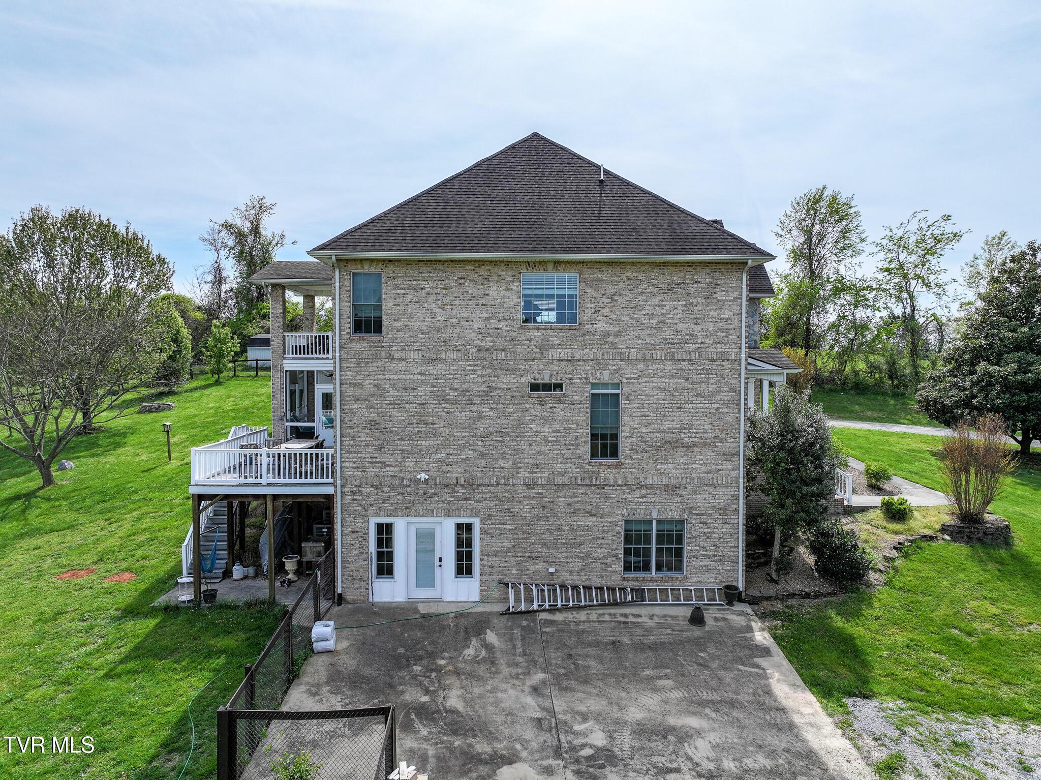 Image 3: DJI_20260408135713_0308_D