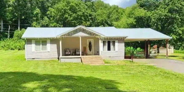 Image 3: Screenshot_20230921_193638_realtorcom~2