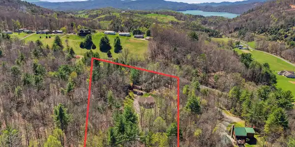 Image 2: 289 Myrtle Drive
