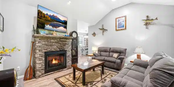 Image 3: 289 Myrtle Drive