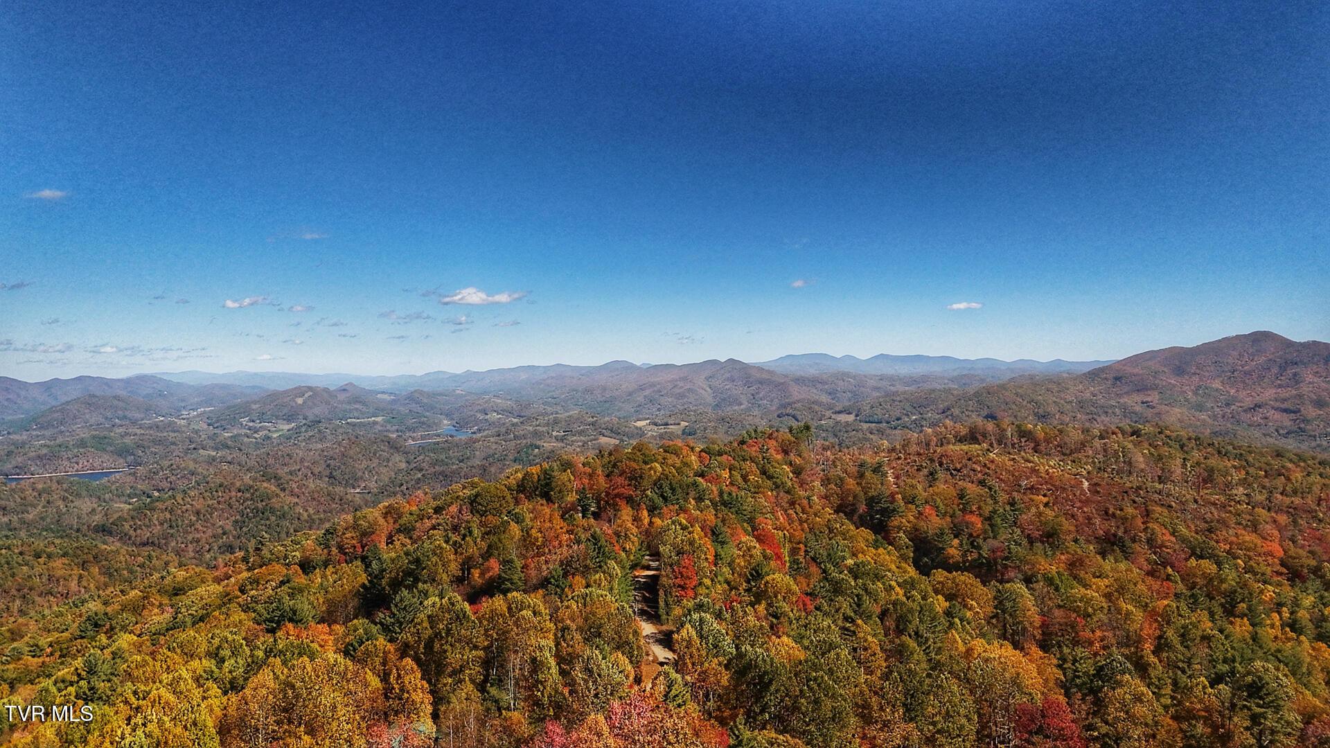 Image 4: Mays Ridge-18