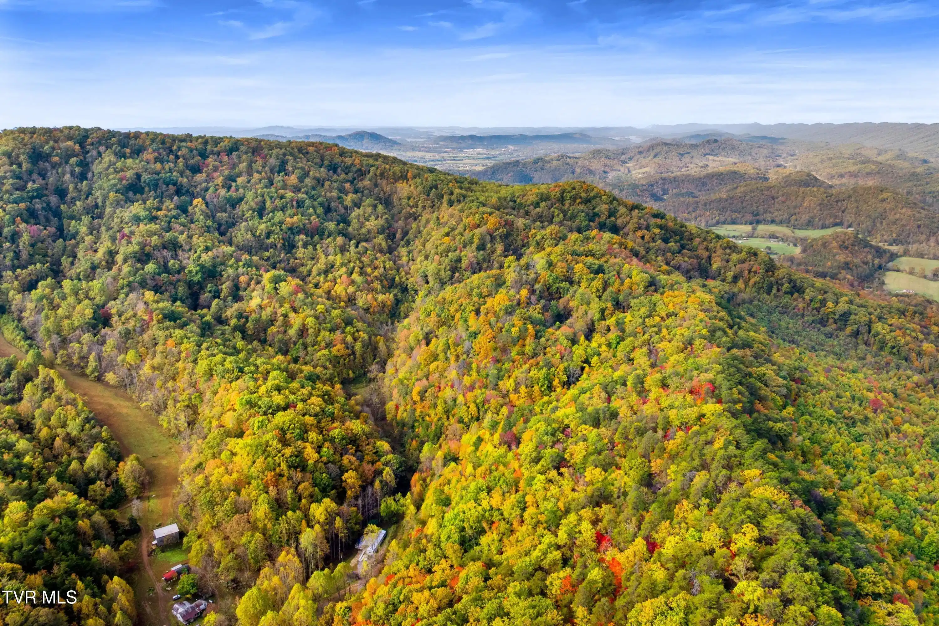 Image 1: 004-CloudCreekRoad-Rogersville-TN-37857-