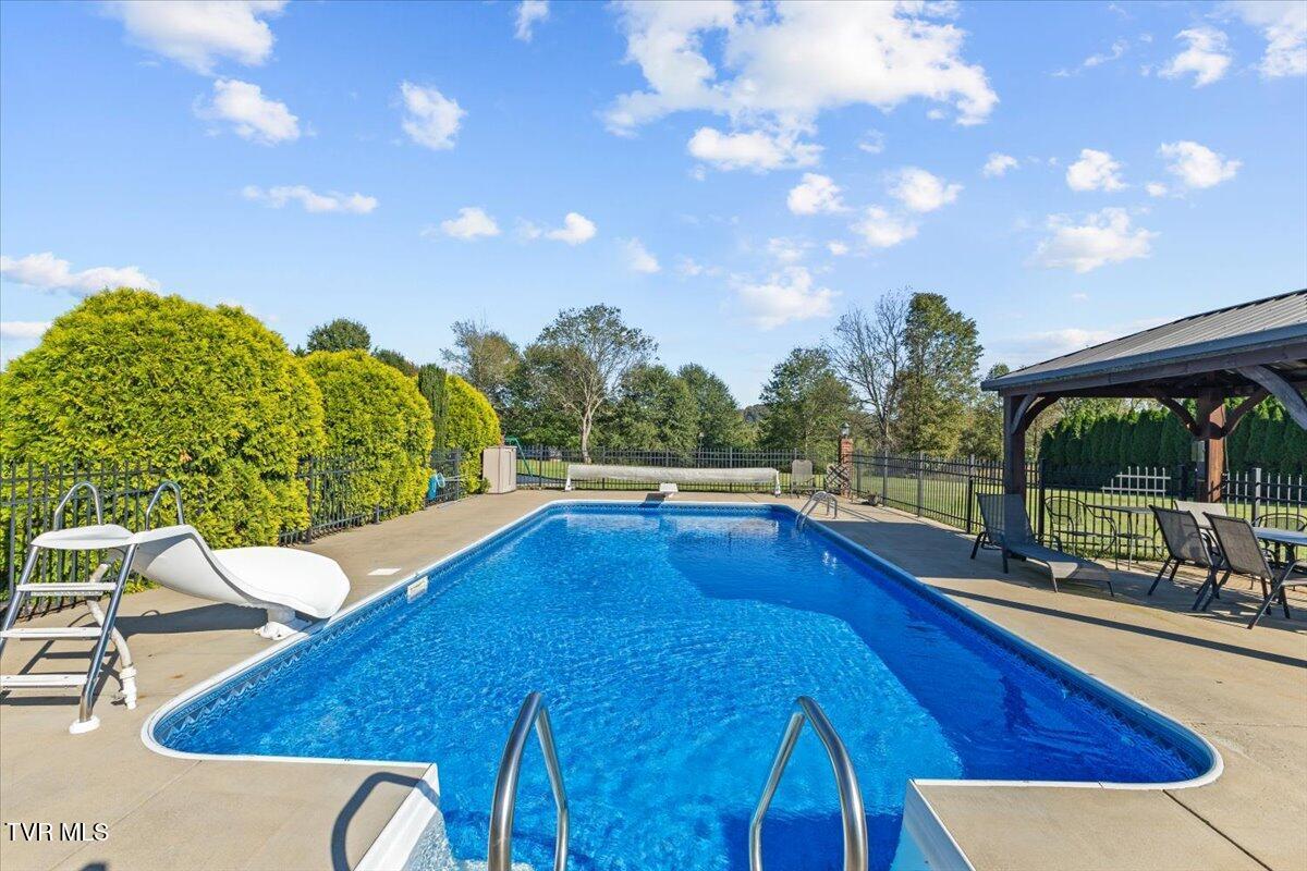 Image 4: 014-128A4457