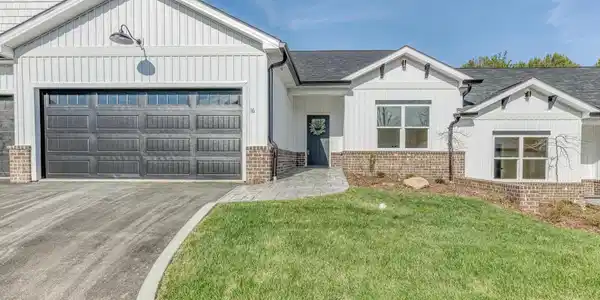 106 Klm Drive