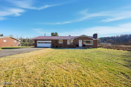 6212 Hurricane Road