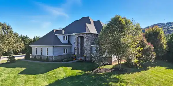 534 Buckingham Road