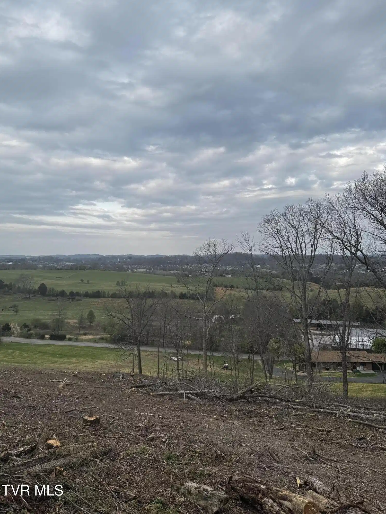 Image 1: Free Hill
