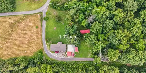 Image 3: 02-DJI_20250709144309_0033_D