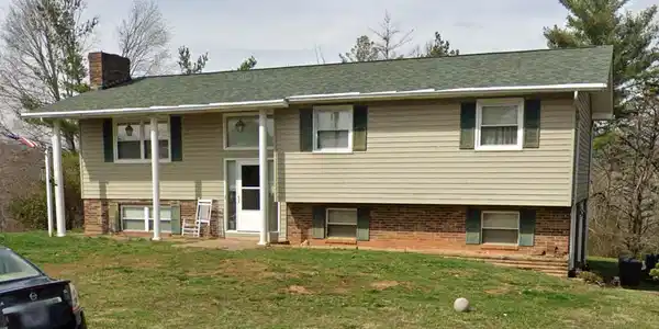 1028 Cedar Hills Drive