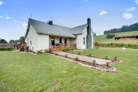 654 West Valley Drive