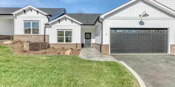 106 Klm Drive