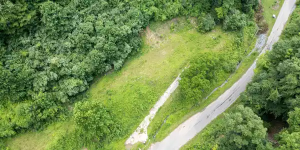 Image 2: 817 Doe Branch-02