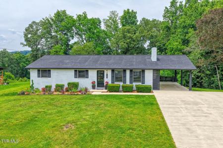 123 Sturbridge Lane