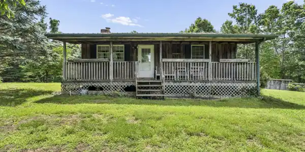 1820 Frank Roberts Road