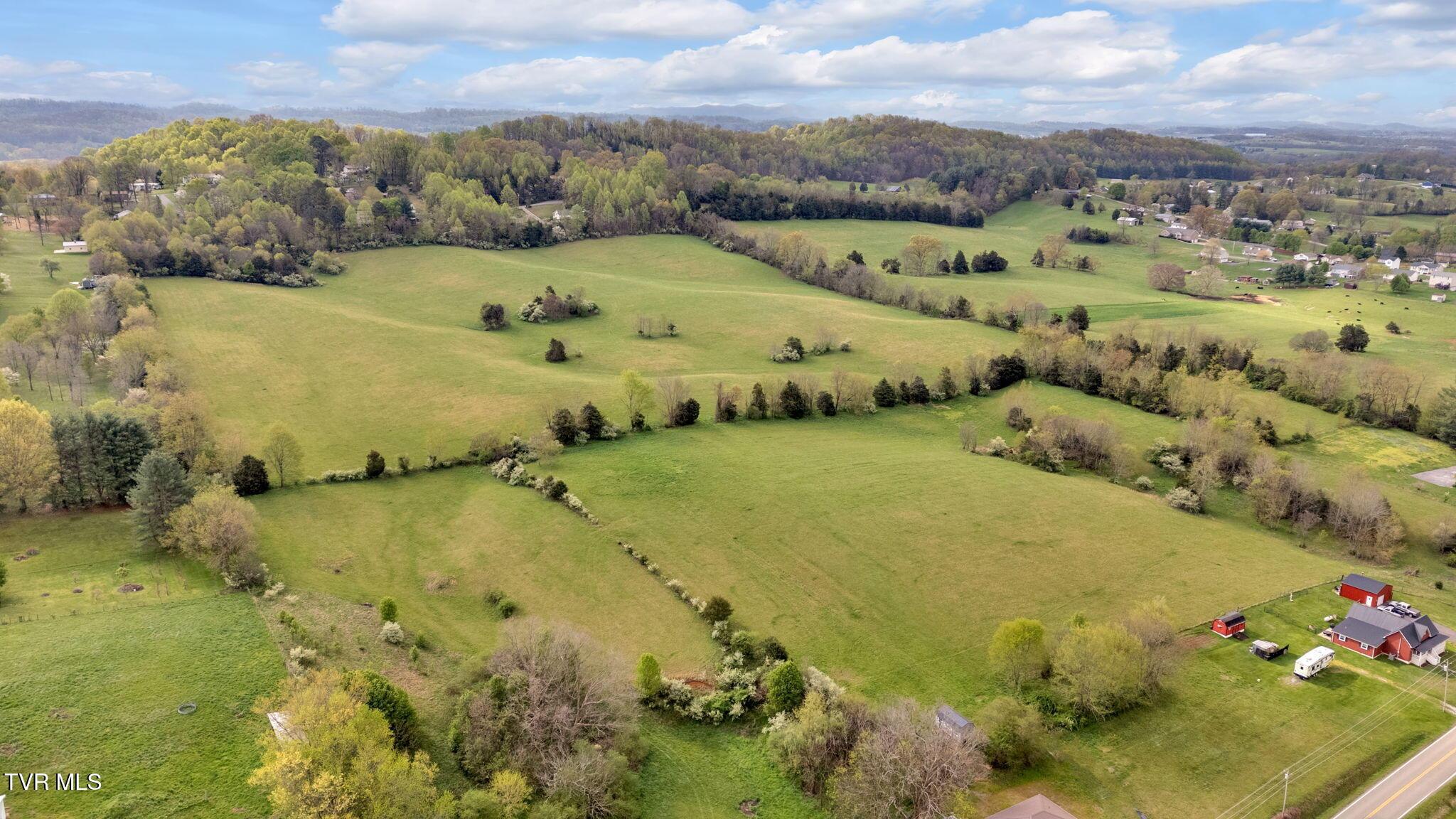 Image 3: 3-web-or-mls-DJI_20250408101332_0011_D
