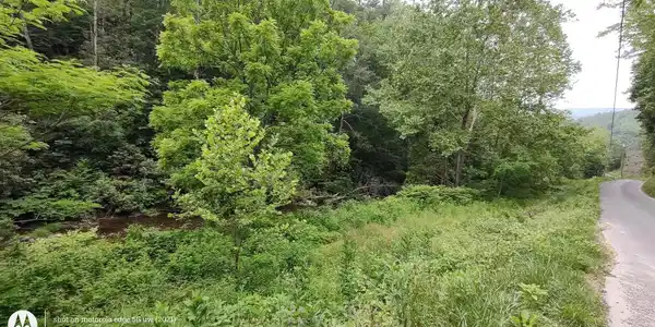 2335 Old 15th Road