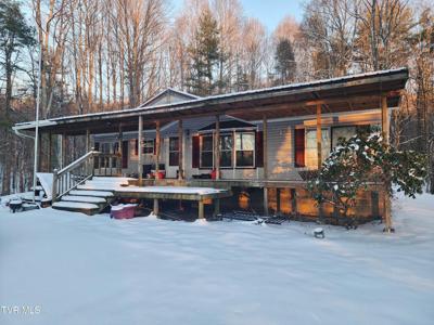 643 Griffin Hollow Road