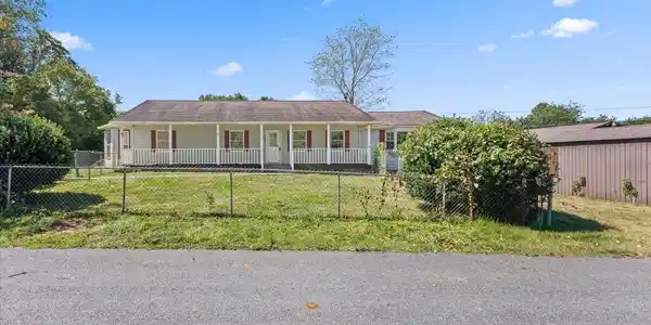 120 Presnell Drive
