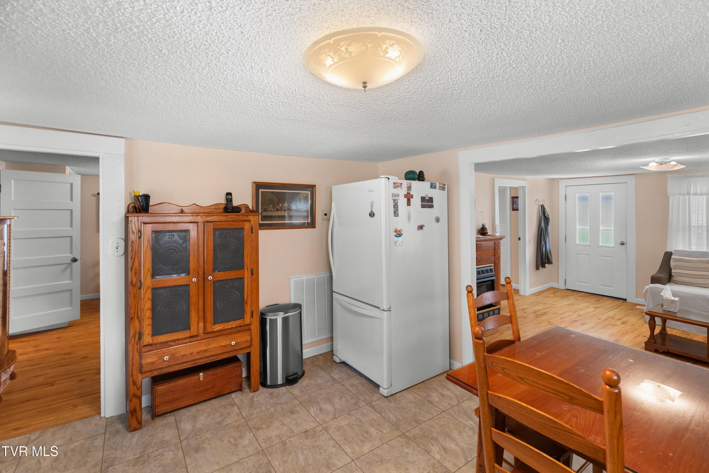 Image 4: 076-2218RebelHollowRoad-Tazewell-TN-3787