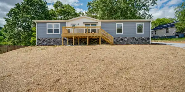 115 Hillside Drive
