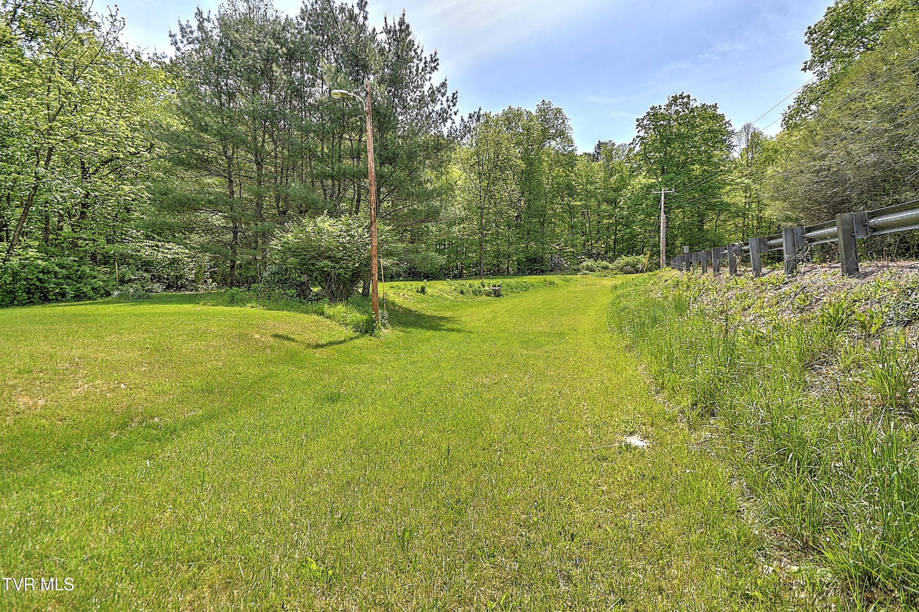 Image 4: 275 Tiger Creek EH-3