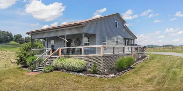Image 3: Northridge-8