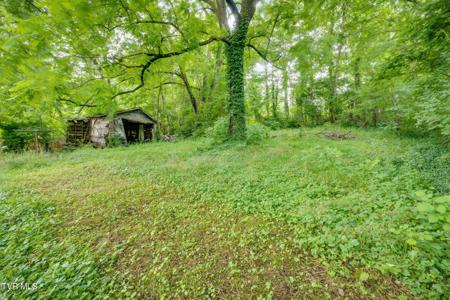1033 Berry Road