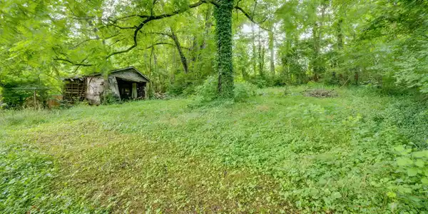 1033 Berry Road