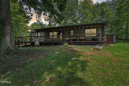 151 Horseshoe Drive