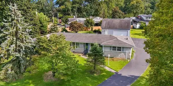 1315 Lynnwood Drive