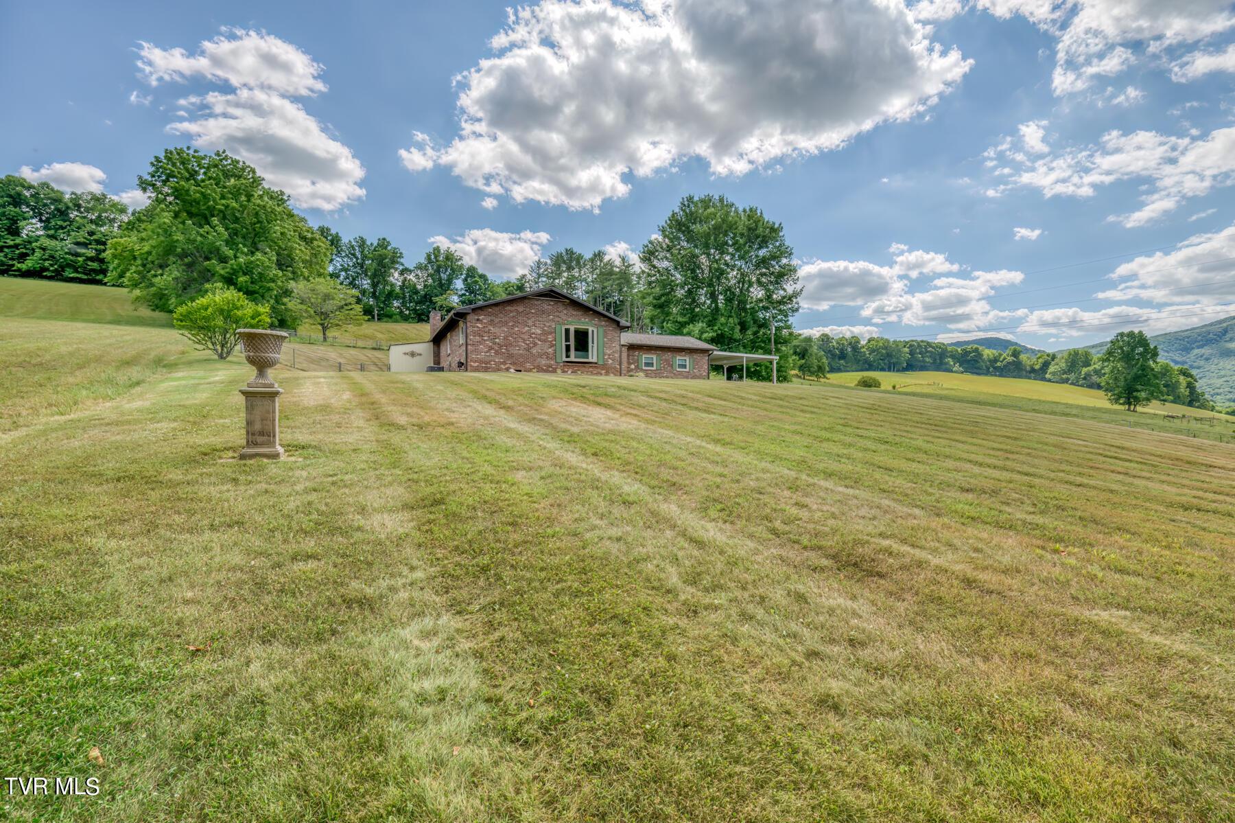 Image 2: 3349 Marbleton Rd-2