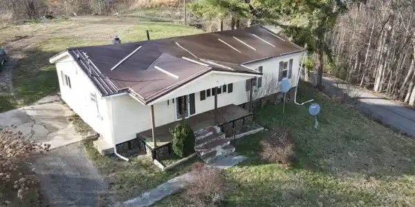 Image 3: DJI_0398
