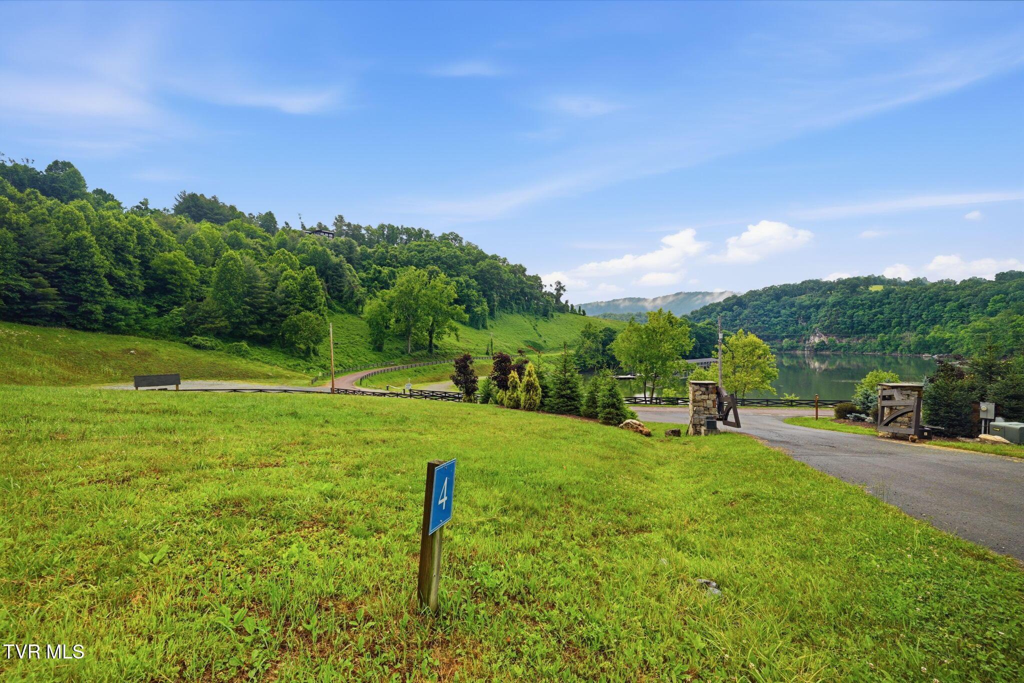 Image 4: Lot 4 Eagle Ridge Pkwy