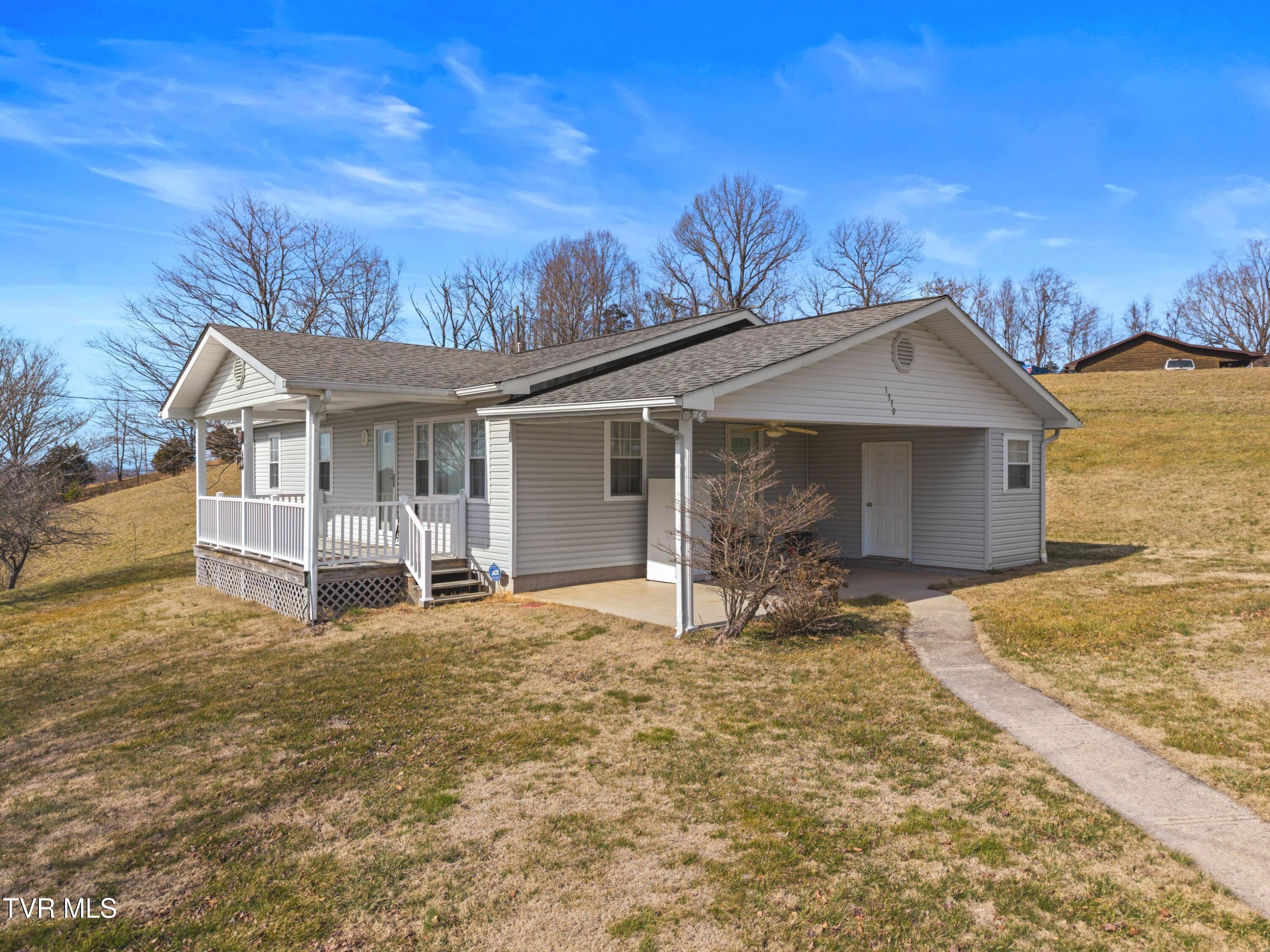 Image 2: 031-1370RavenHillRoad-Tazewell-TN-37879-