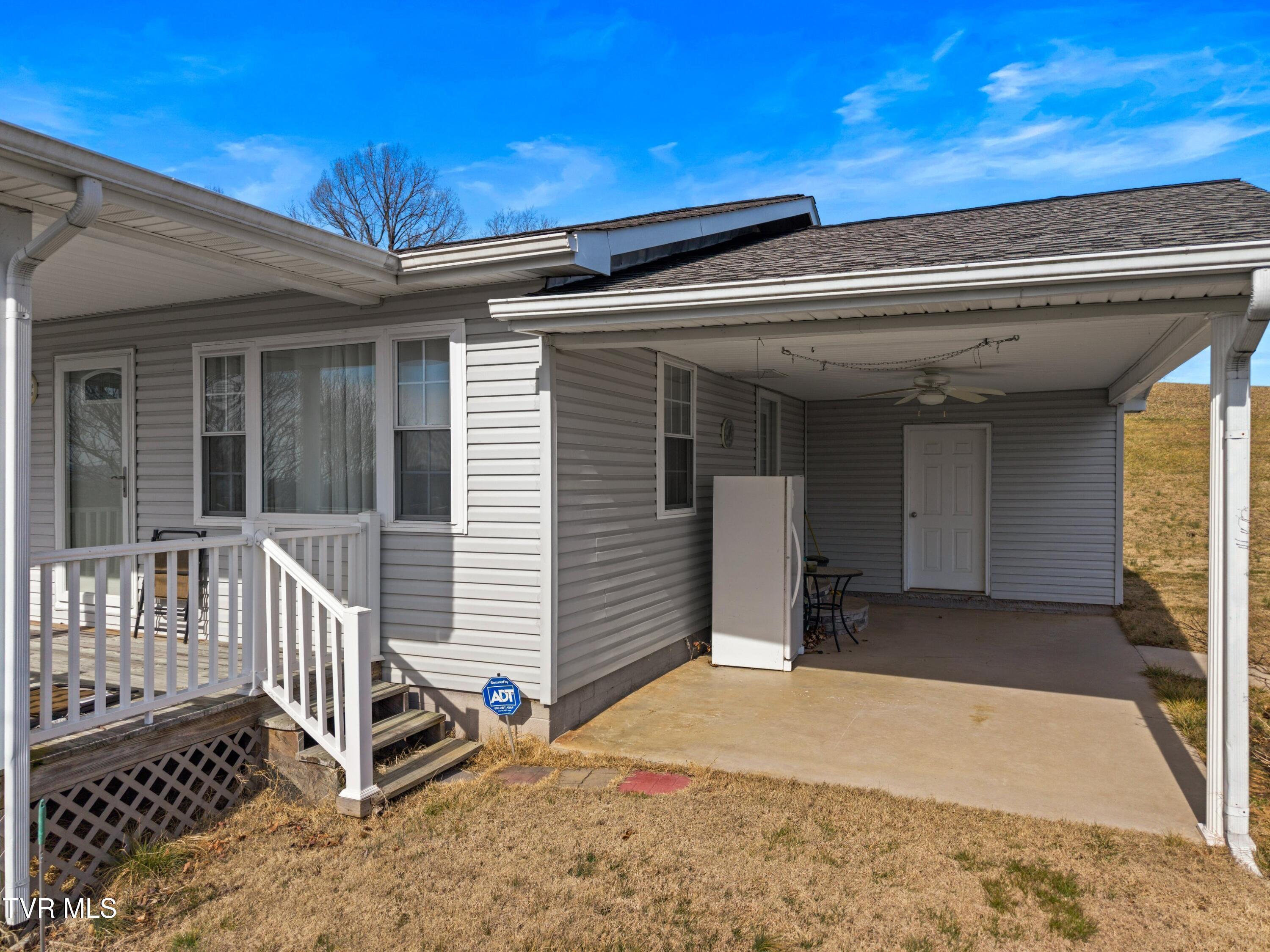 Image 3: 029-1370RavenHillRoad-Tazewell-TN-37879-