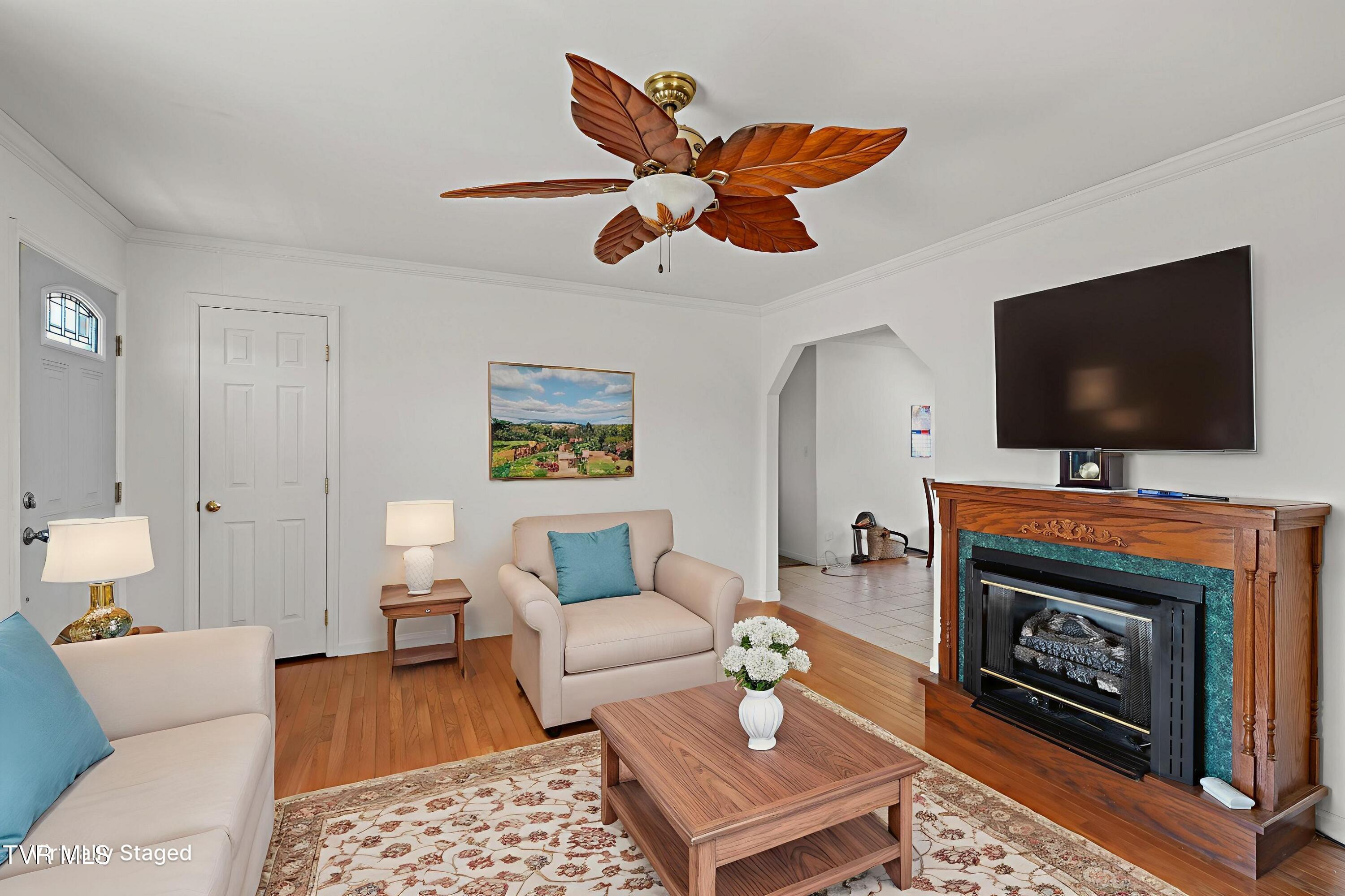 Image 4: 006-1370RavenHillRoad-Tazewell-TN-37879-