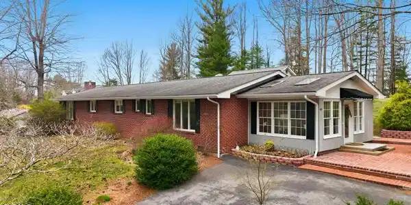 949 Jefferson Drive