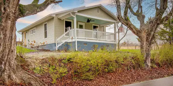 109 Clear Springs Road