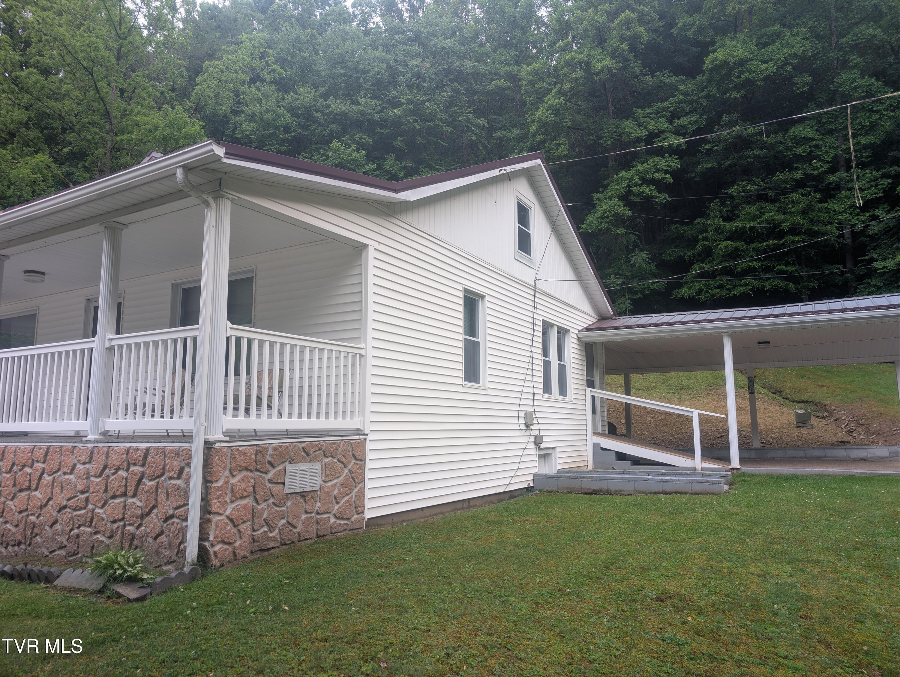 Image 3: PXL_20260521_223816568