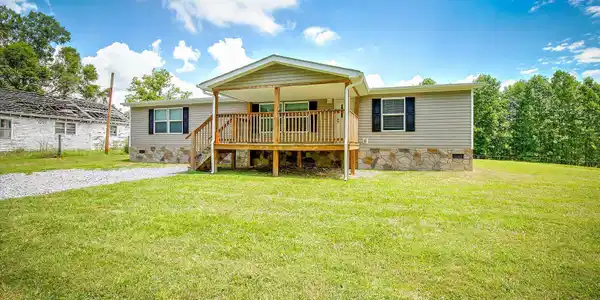 359 River Road