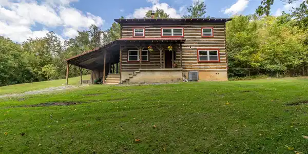 1148 Millers Bluff Road