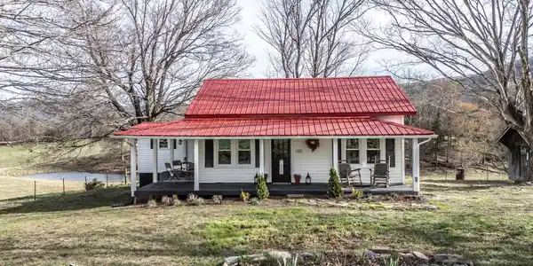 645 Garrett Hill Road