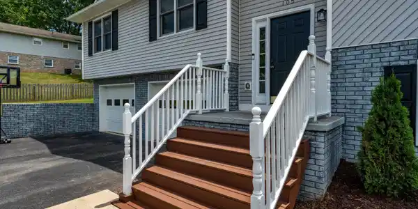 Image 4: 105 Millstone Dr (7 of 50)